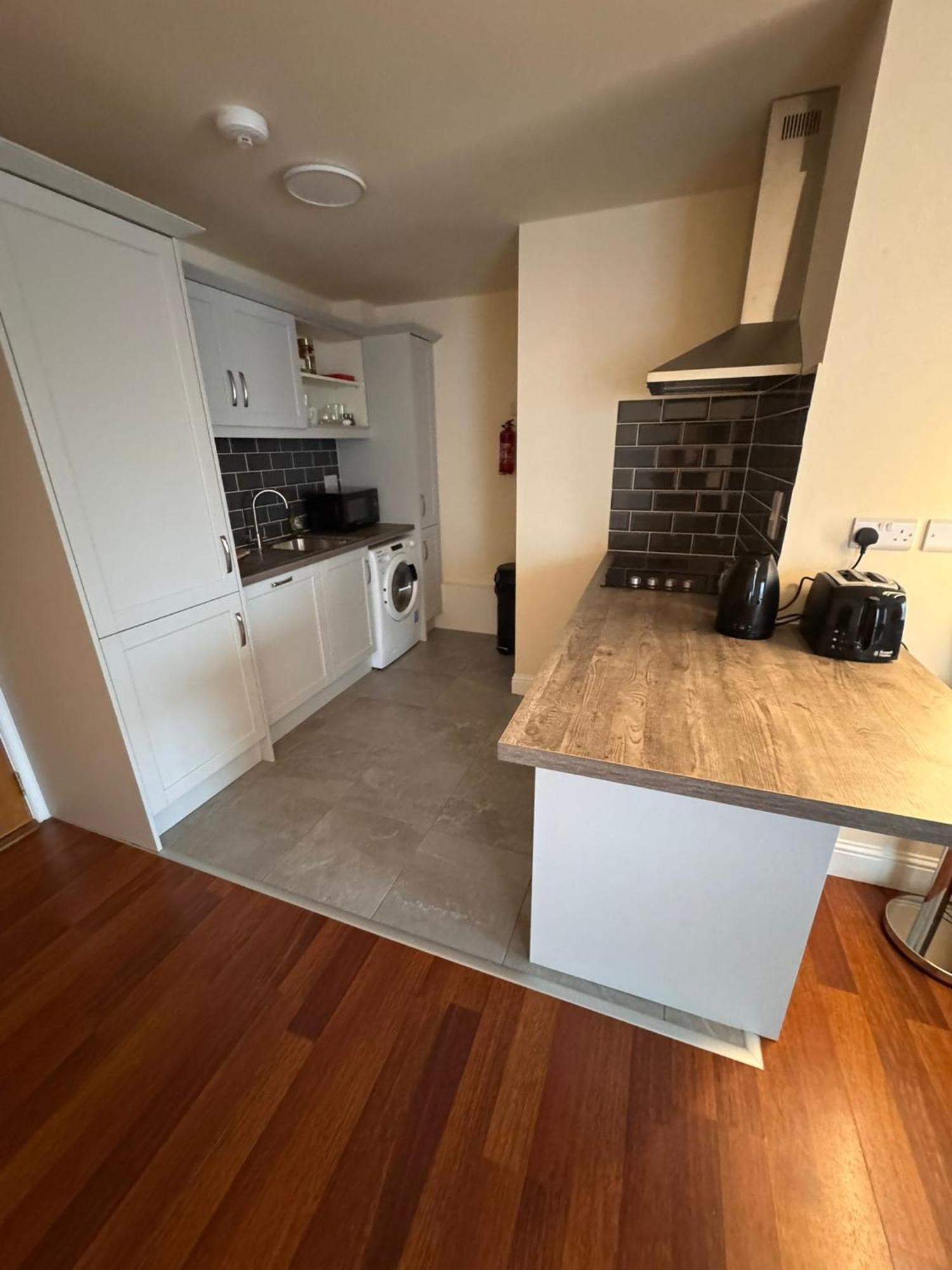 Washington Street Apartment Корк Экстерьер фото