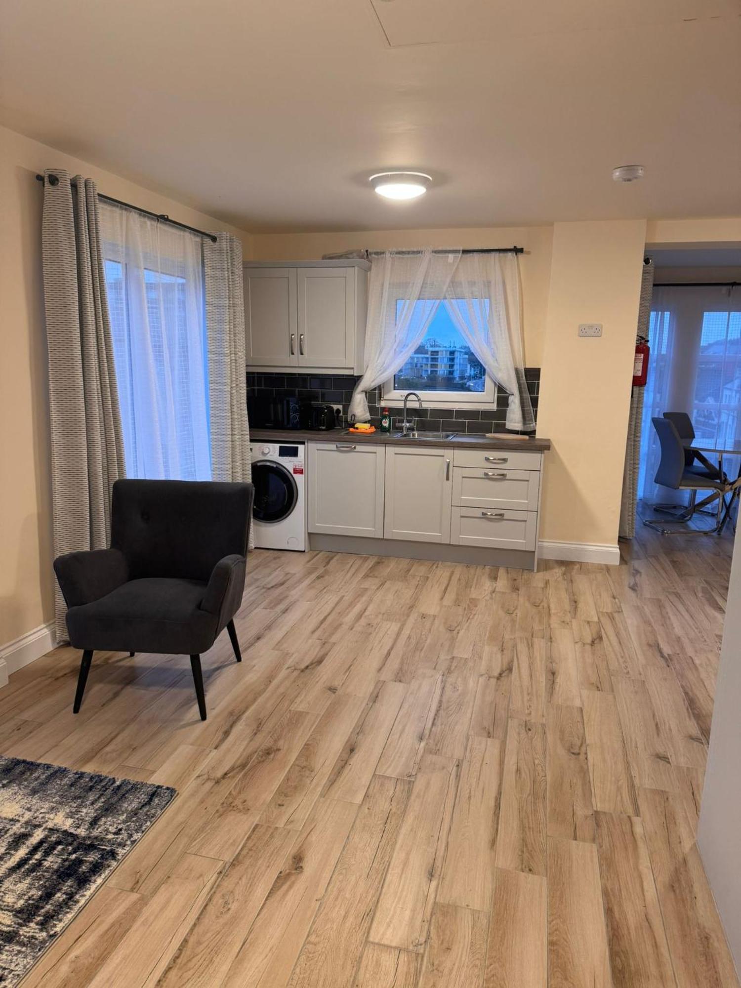Washington Street Apartment Корк Экстерьер фото